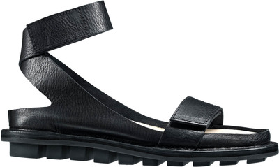 Trippen Closed leather sandal in black
